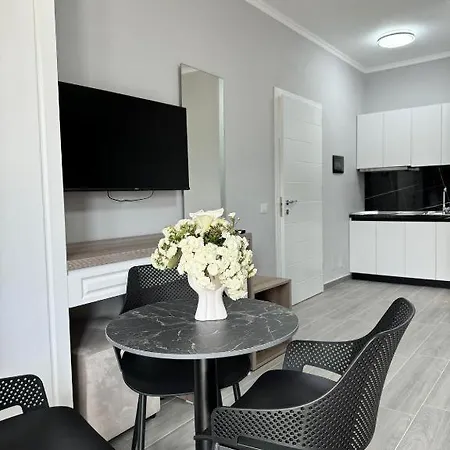 4palmat Hotel Orikumi